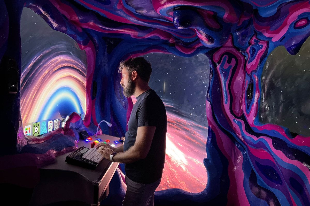 Proiezioni delle onde gravitazionali sulle pareti interne