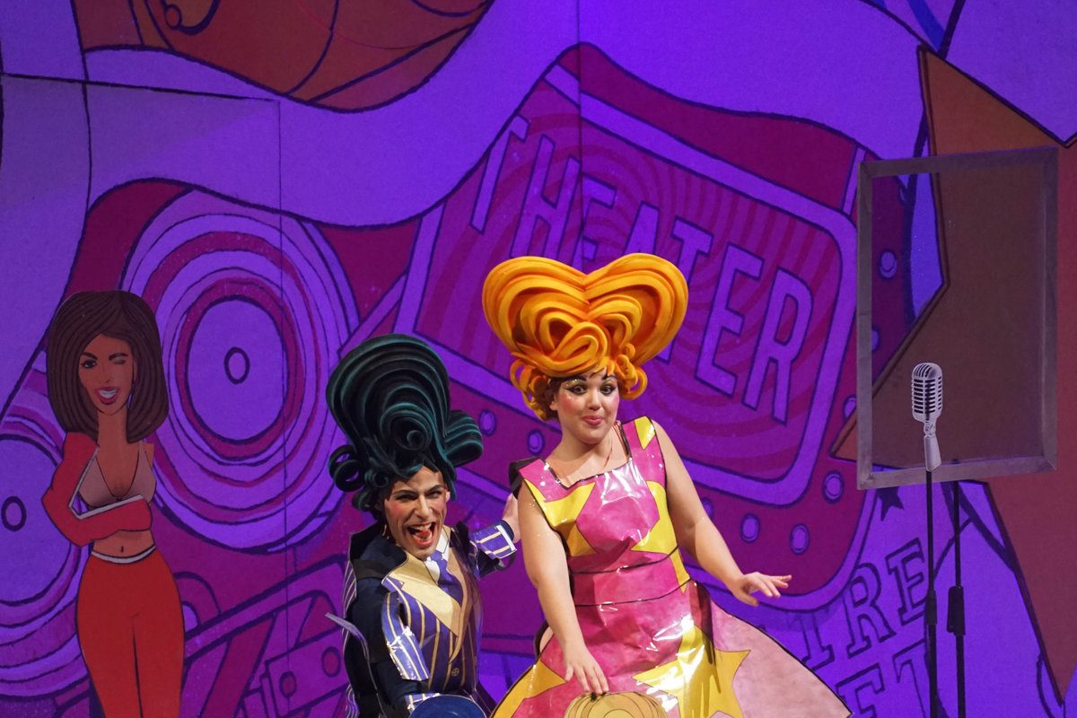 Dittico Napoletano - scenografia colorata del Maestro di Musica