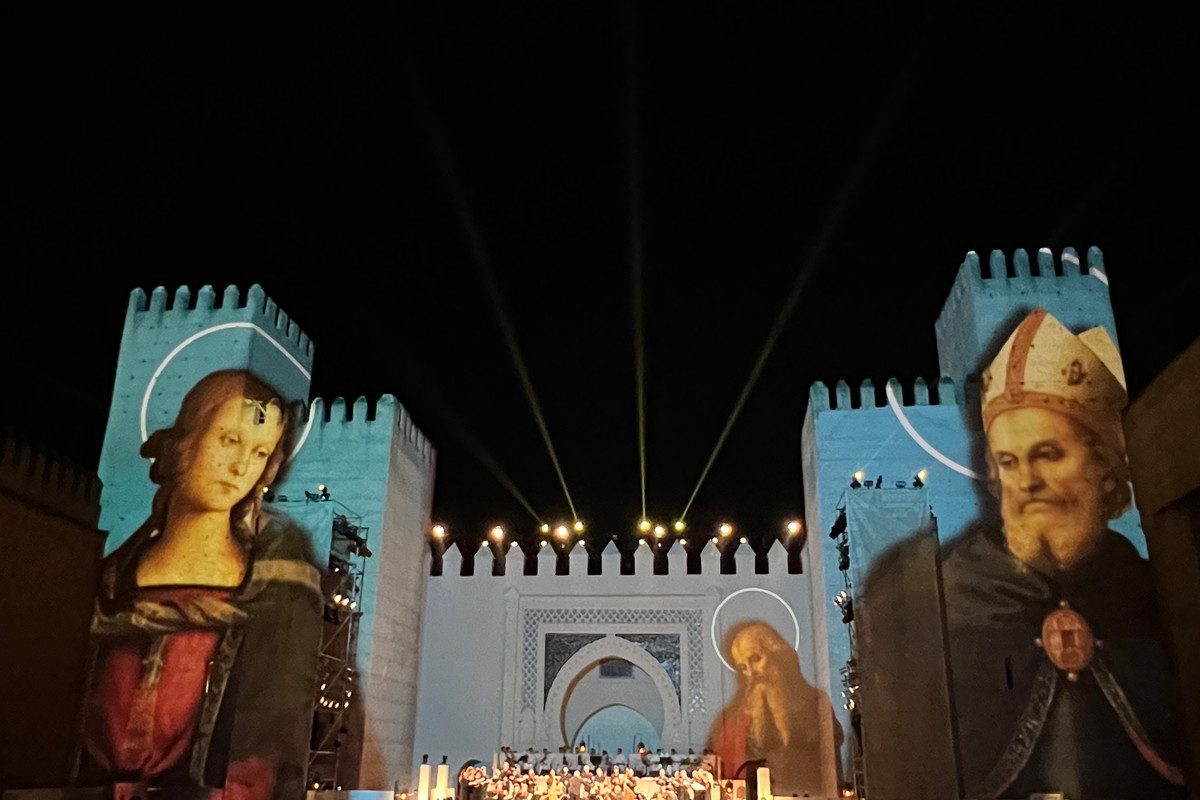 Proiezione di affreschi cremonesi sulla Medina di Fez