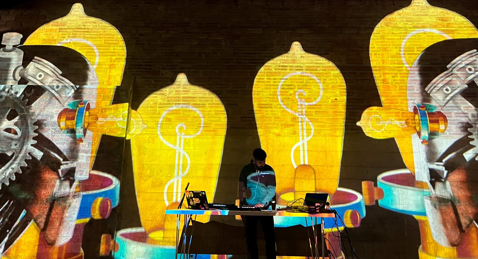 Animazione sulla fragilità degli ecosistemi terrestri