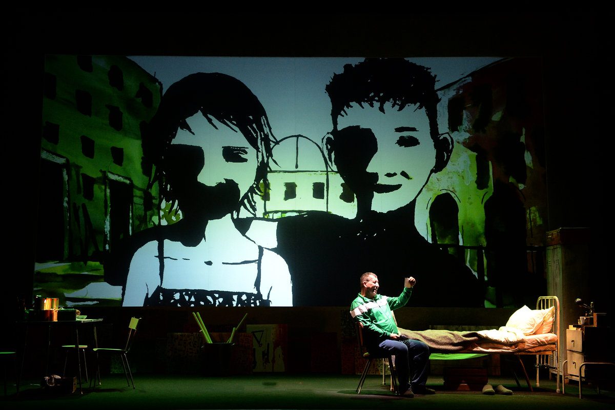 Tavola di graphic novel animata sulla scenografia