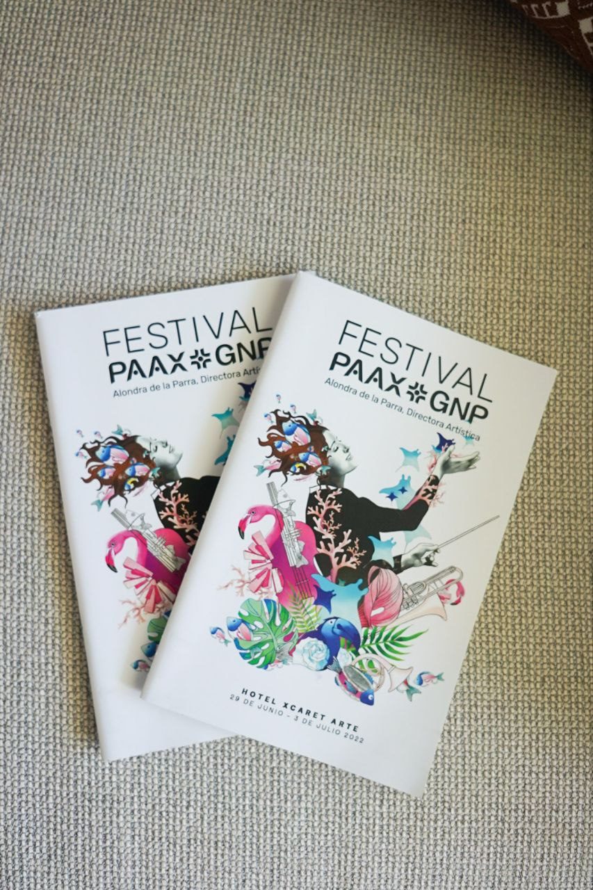 Applicazione del brand su inviti e cartellonistica