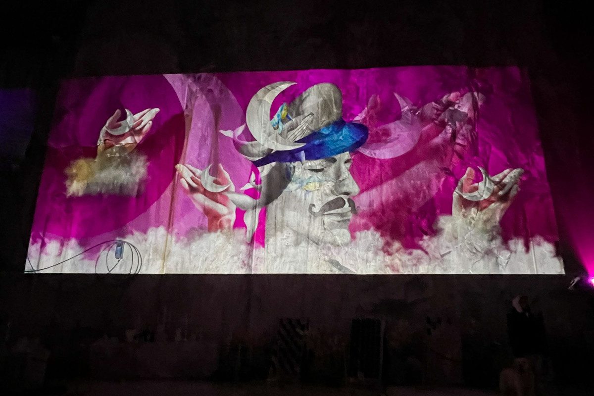 Dettaglio dell'installazione nella cava di Fantiscritti