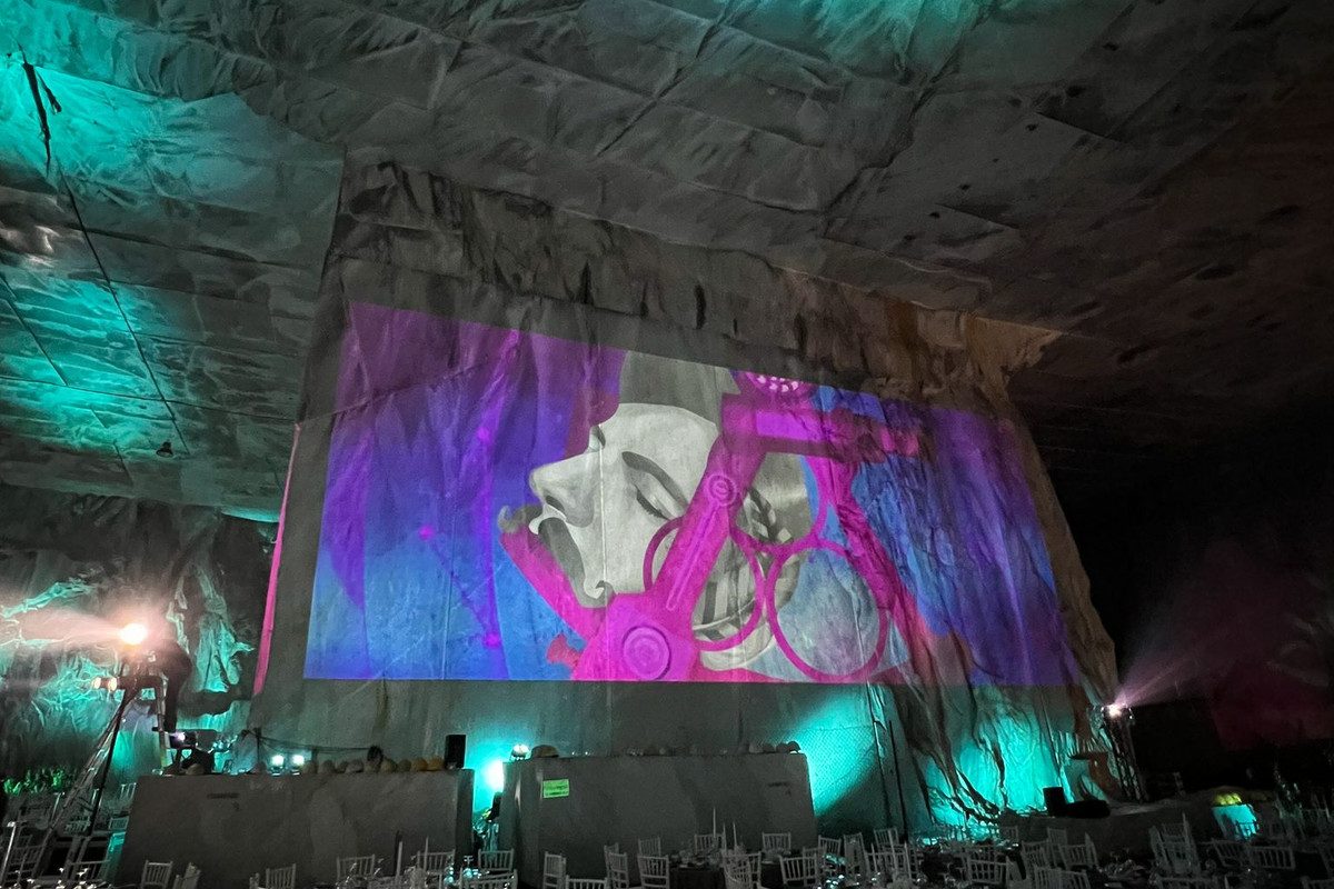 The Sea Orchestra - dettaglio delle proiezioni nella cava di Carrara