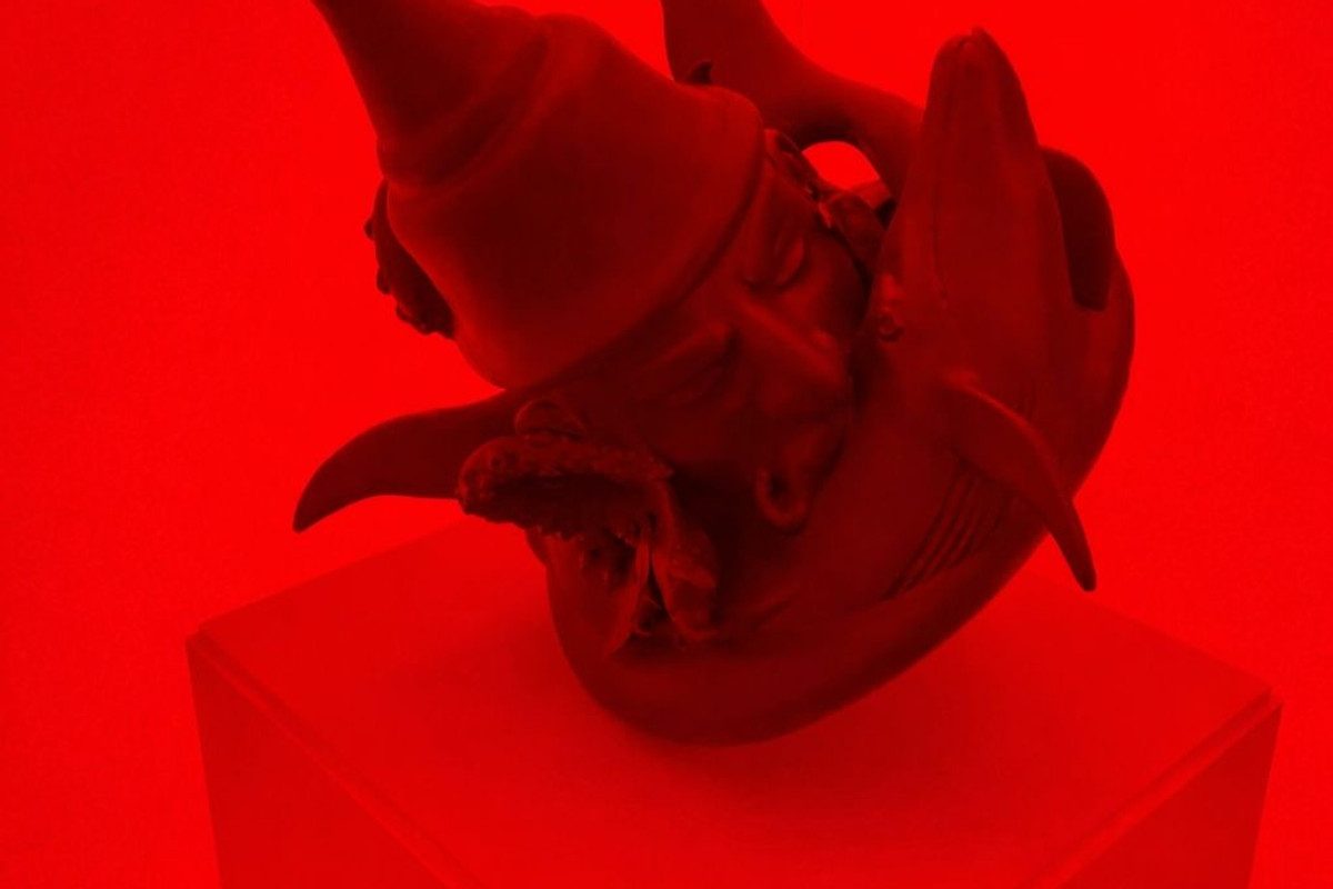 Spettro Nascosto - luce morbida che scolpisce i volumi dello spazio