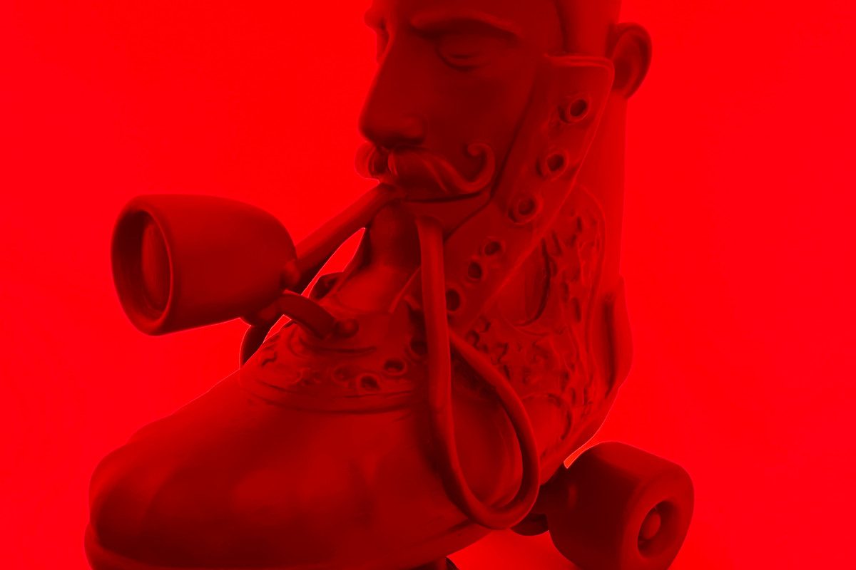 Spettro Nascosto - riflessi e trasformazioni delle superfici